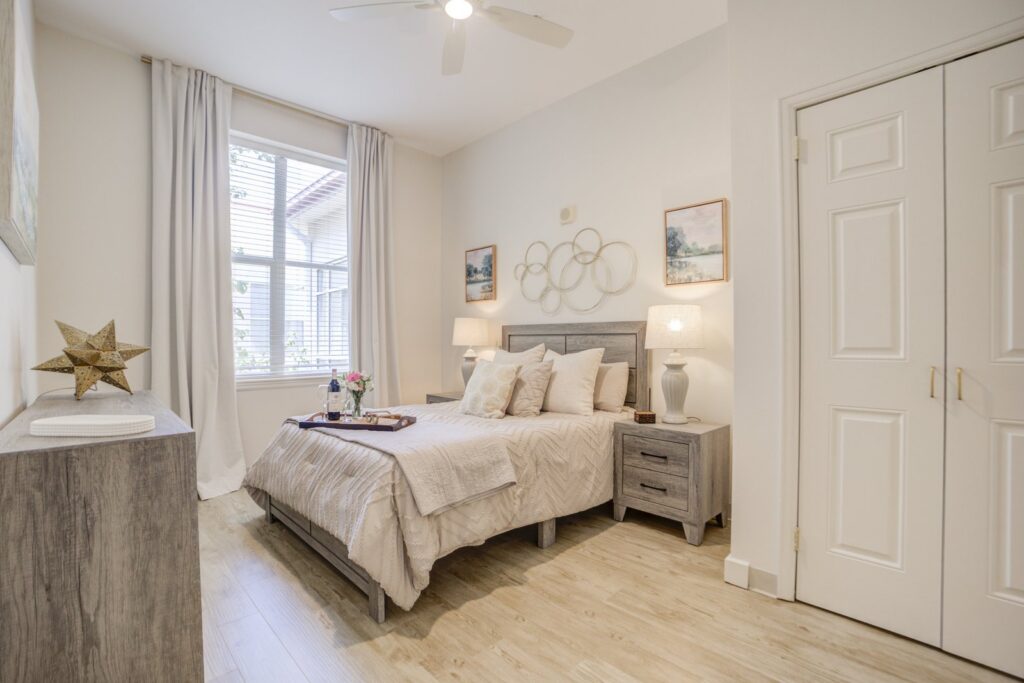 refreshed bedroom medallion assisted living apartment greater meyerland refreshed bedroom medallion assisted living apartment greater meyerland