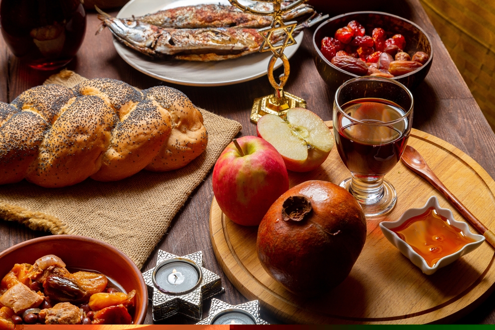 Senior,Man,Eating,Fresh,Salad.,Mature,Male,Having,Healthy,Snack, 5 Things to Know About Rosh Hashanah